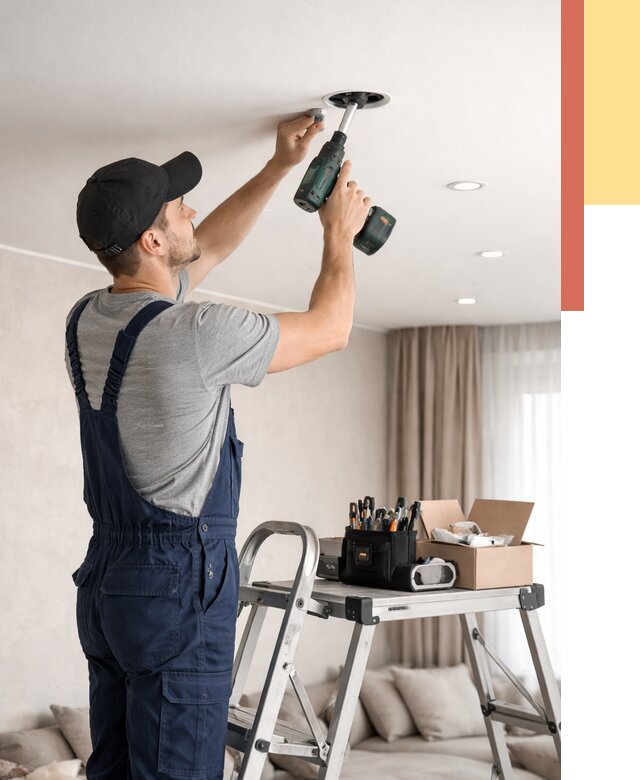 Установка и монтаж точечных светильников в натяжной потолок в Барнауле от 1821 руб. | ОТДЕЛОЧНИК-Брн